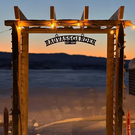 Rauvassgarden, Romslig, 5 Sov, Kjokken, Wifi Villa
