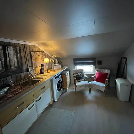 Rauvassgarden, Romslig, 5 Sov, Kjokken, Wifi Villa