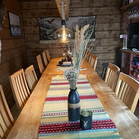 Rauvassgarden, Romslig, 5 Sov, Kjokken, Wifi Villa *
