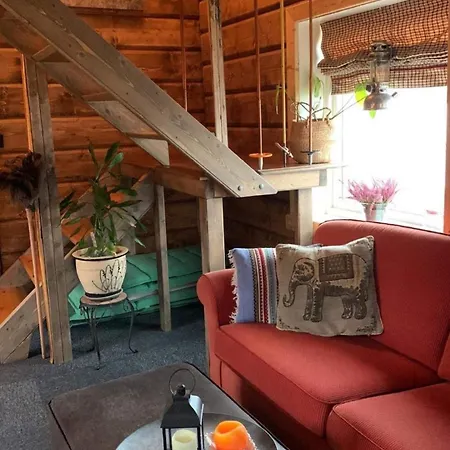 Rauvassgarden, Romslig, 5 Sov, Kjokken, Wifi * Raudvatnet