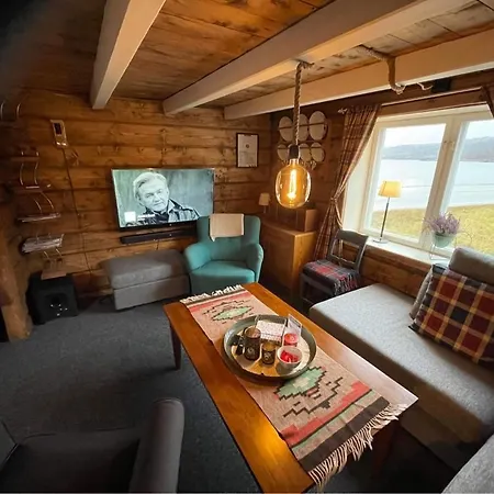 Rauvassgarden, Romslig, 5 Sov, Kjokken, Wifi Villa