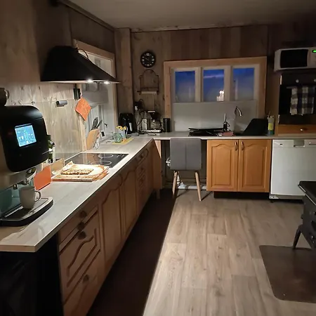 Rauvassgarden, Romslig, 5 Sov, Kjokken, Wifi