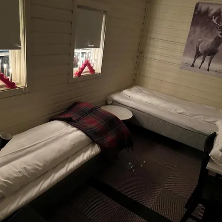 Rauvassgarden, Romslig, 5 Sov, Kjokken, Wifi Villa *