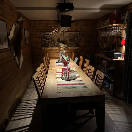 Villa Rauvassgarden, Romslig, 5 Sov, Kjokken, Wifi